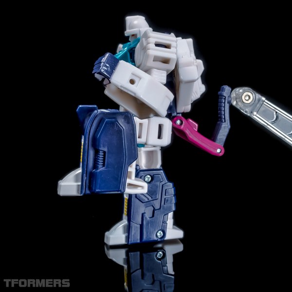 TFormers Titans Return Gallery   Siege On Cybertron Pounce 84 (83 of 92)